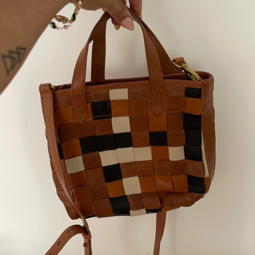 Mini Crossbody